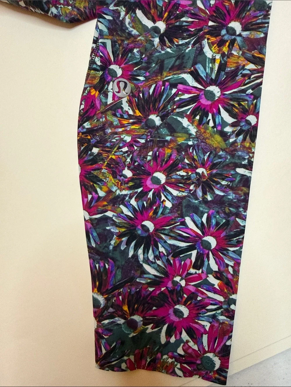 Lululemon Base Pace High-Rise Tight 28
